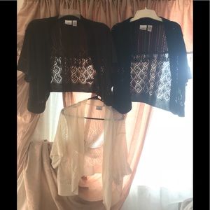 ❗️Sold❗️3x Jacklyn Smith knit Shrugs